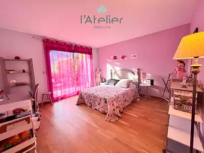 Maison, 221 m²