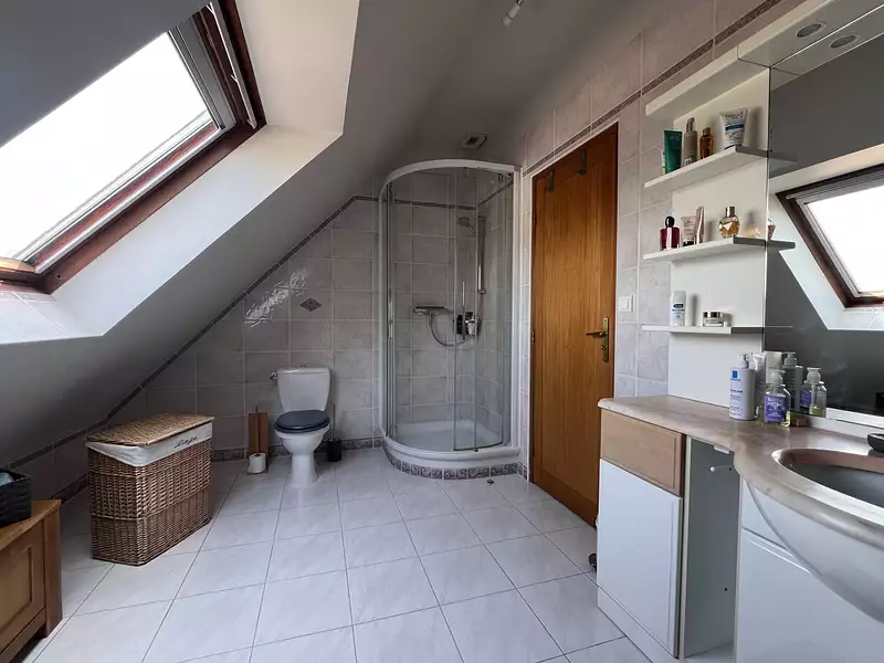 Maison, 260 m²