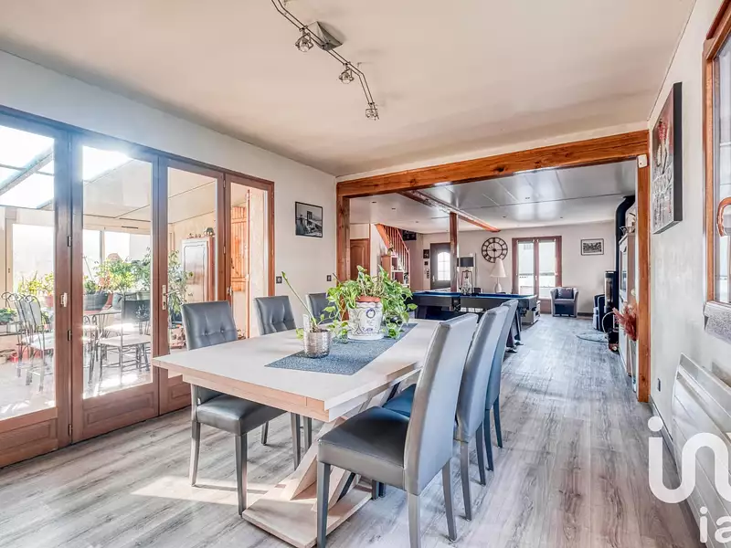 Maison, 155 m²