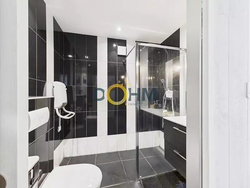 Maison, 243 m²