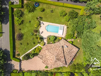 Maison, 195 m²