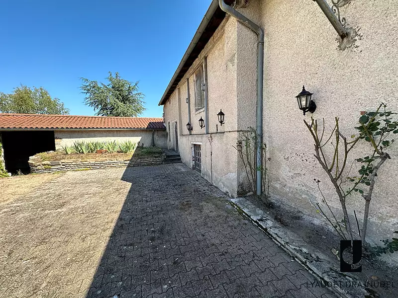 Immeuble, 1 000 m²