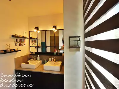 Maison, 215 m²