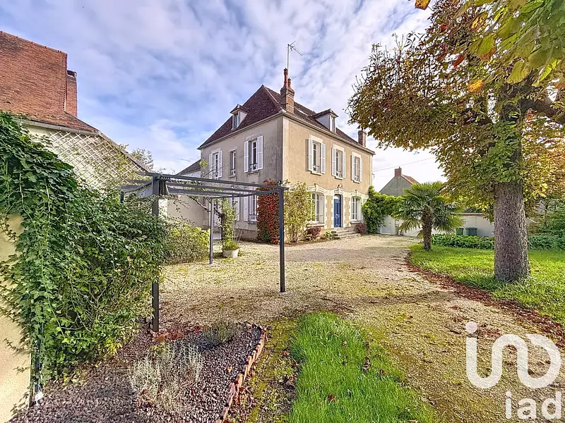 Maison, 250 m²