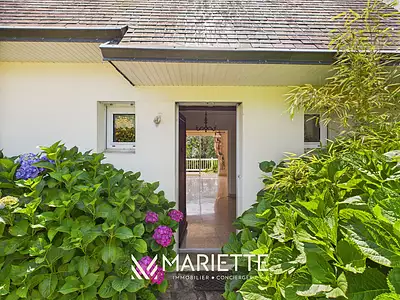 Maison, 176 m²