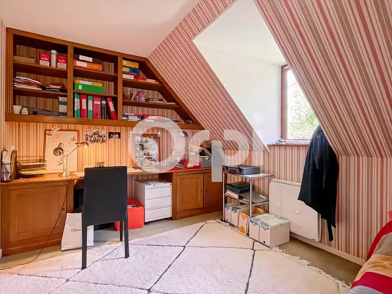 Maison, 167 m²
