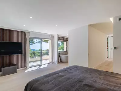 Maison, 235 m²