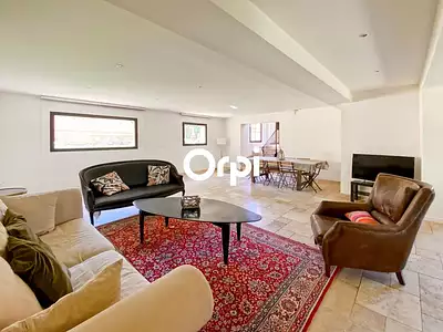 Maison, 203 m²