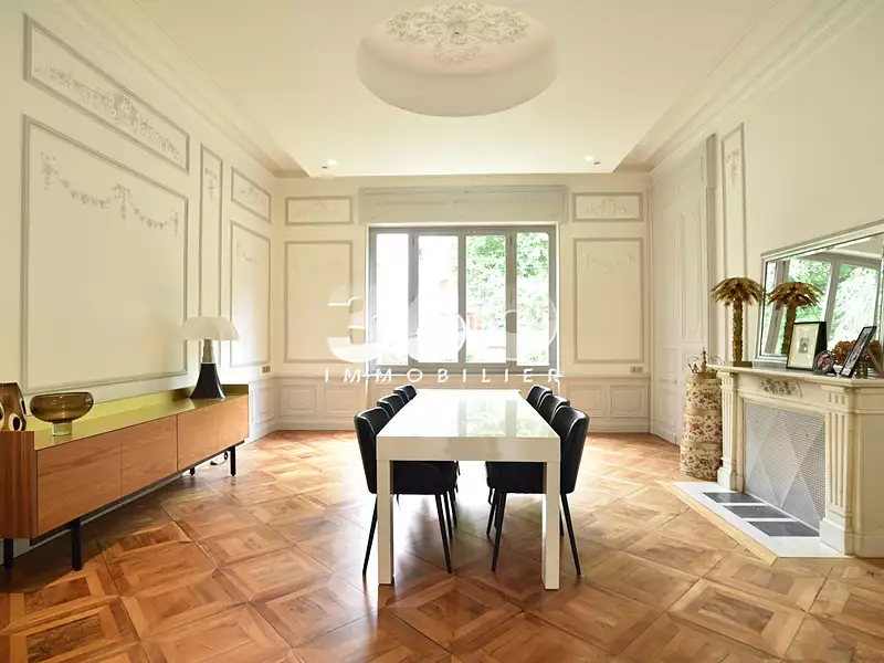 Appartement, 235 m²