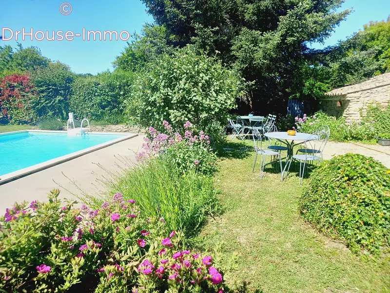 Maison, 330 m²