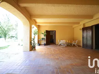 Maison, 274 m²