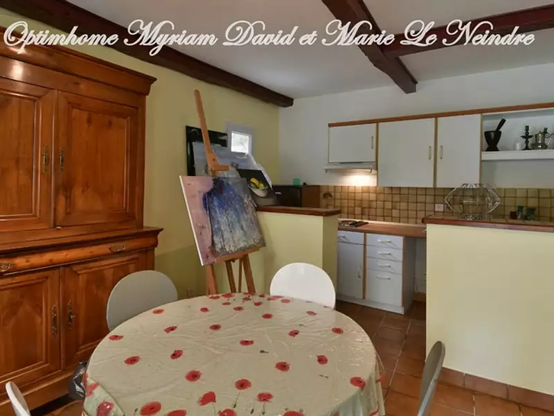 Maison, 253 m²