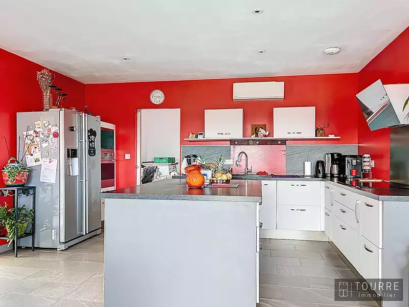 Maison, 559 m²