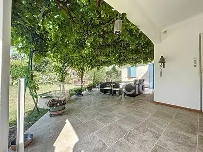 Maison, 350 m²