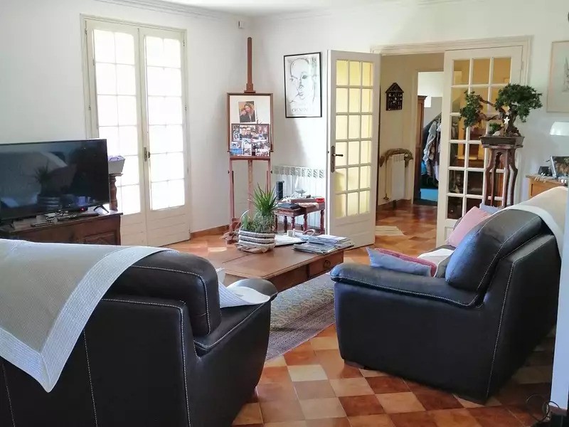 Maison, 190 m²