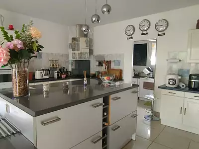 Maison, 180 m²
