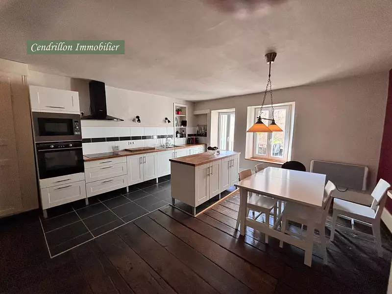 Maison, 156 m²