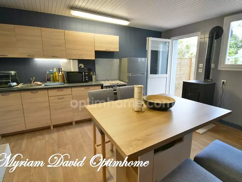 Immeuble, 182 m²
