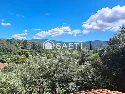 Maison, 225 m²