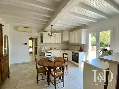 Maison, 162 m²