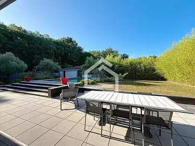 Maison, 250 m²