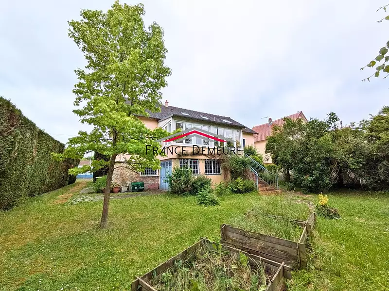 Maison, 177,6 m²