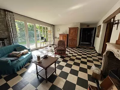 Maison, 255 m²