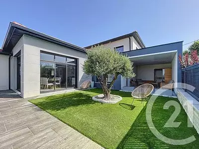 Maison, 226,3 m²