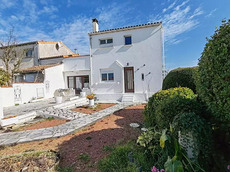 Maison, 83 m²