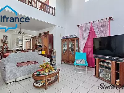 Maison, 170 m²