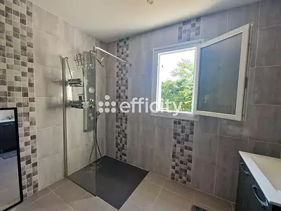 Maison, 120 m²
