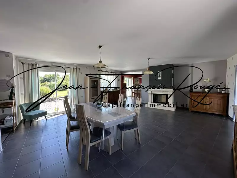 Maison, 190 m²