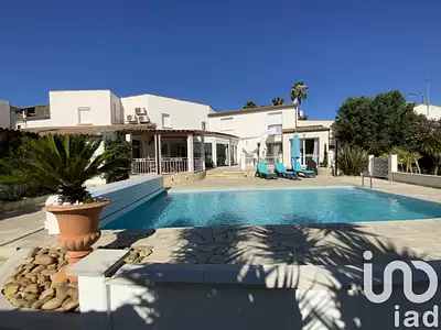 Maison, 230 m²