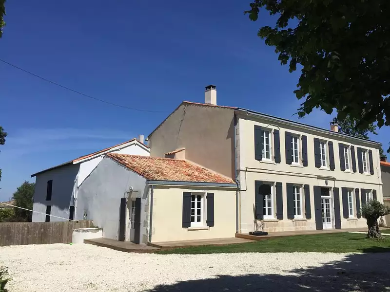 Maison, 260 m²