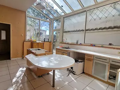 Immeuble, 168 m²