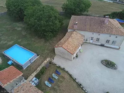 Maison, 405 m²