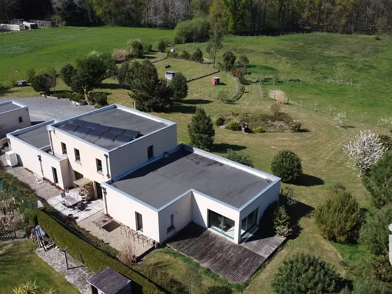 Maison, 276 m²