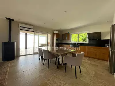 Maison, 150 m²