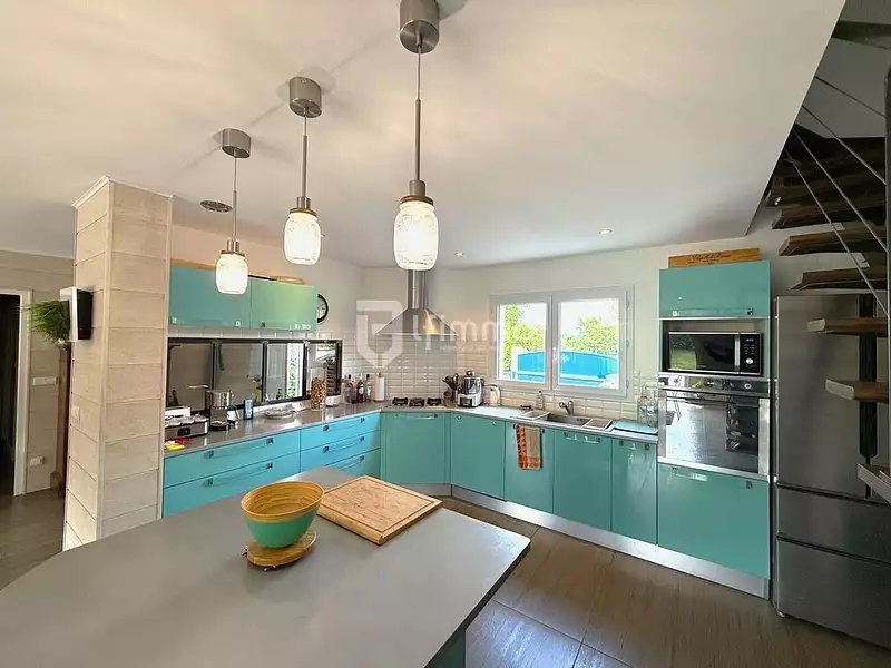 Maison, 170 m²