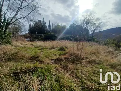 Terrain, 1 400 m²