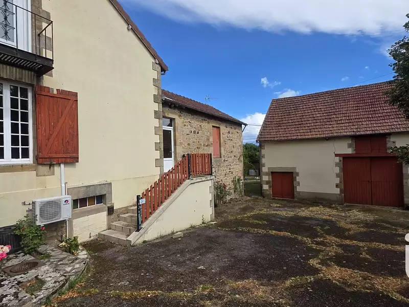 Maison, 215 m²