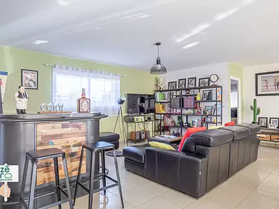 Maison, 163,42 m²