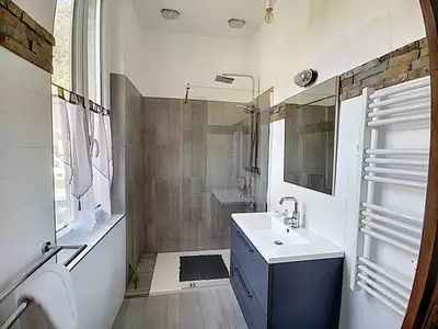 Maison, 330 m²