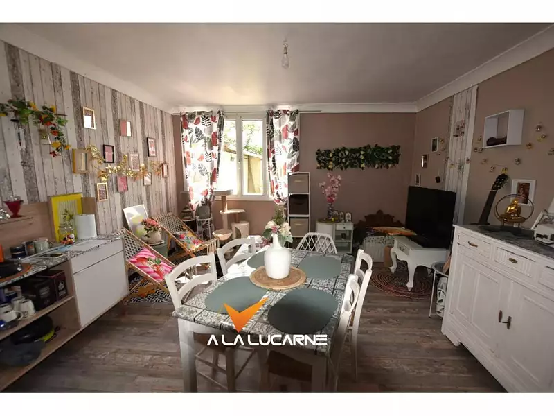 Maison, 83 m²