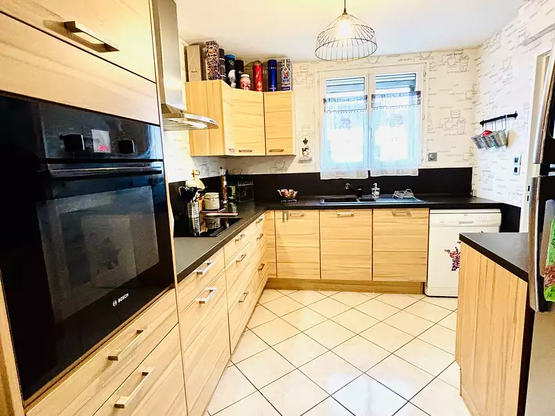 Maison, 99 m²