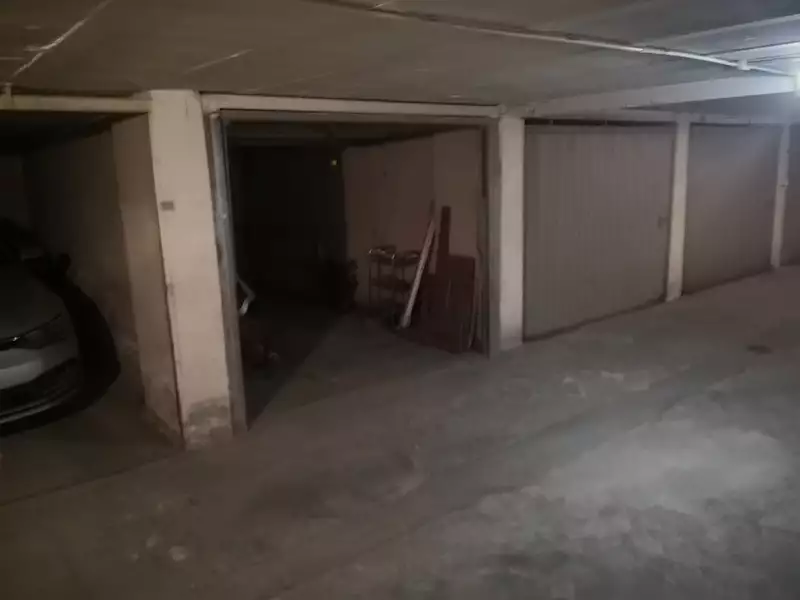 Parking, 13 m²