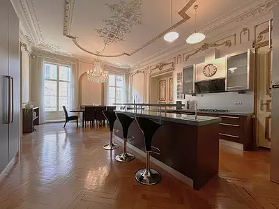 Appartement, 276,1 m²