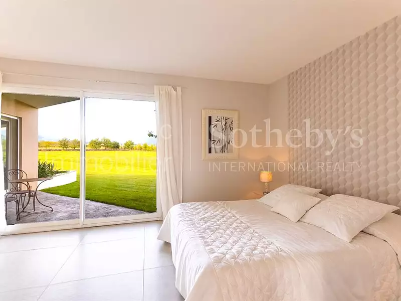Maison, 275 m²