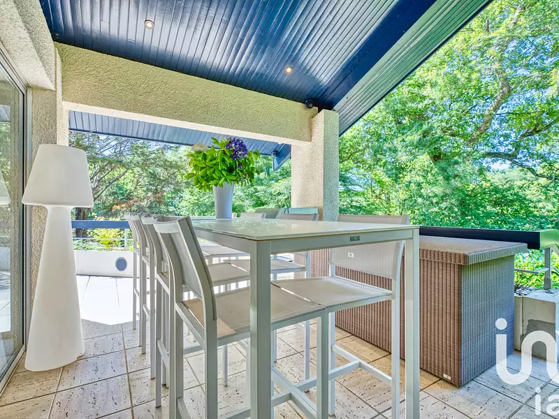 Maison, 220 m²