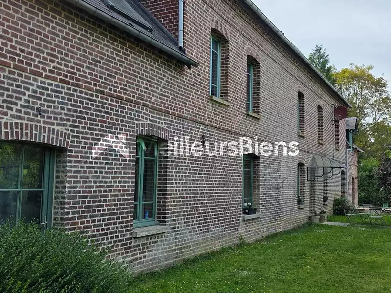 Maison, 275 m²